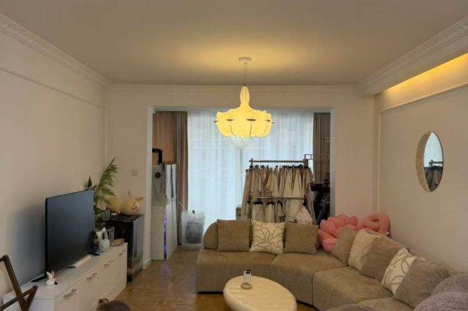 Huangpu spacious & charming 3br2bt with 16.5k