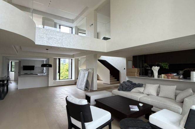 brand new super modern 6brs floor heating big terrace on An fu road near line 1,7 