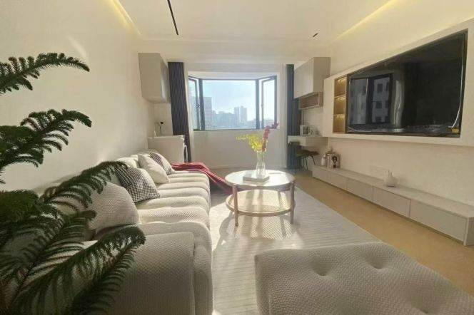 High view 1br West Nanjing 