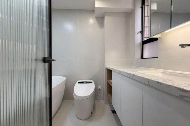 Jing'an Wuding road 3 br modern Apt &open kitchen &oven 18.8K