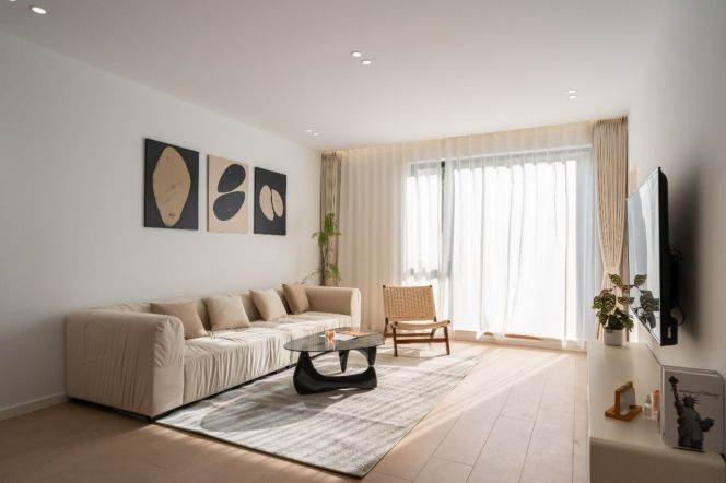 Pudong Jinqiao 3 br modern Apt &floor heating &balcony 20.8K