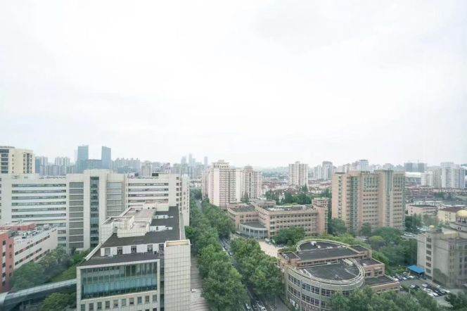 Dong’an station spacious & charming 3+1br2bt with 17.5k