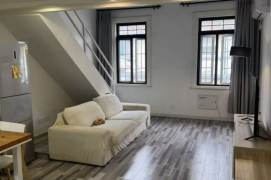 3bedrooms+spacious living room+ 2bathroom lane apt @line 1,10,12  iapm
