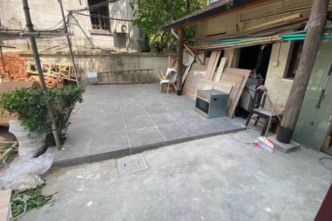 Garden compound spacious 1br apt super close to Line1,10,12&13 iapm