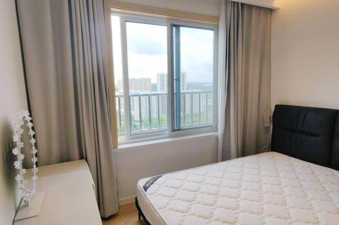 Bright 1 br with open view next NYU ,easy to L 8 LingZhaoXinCun St.