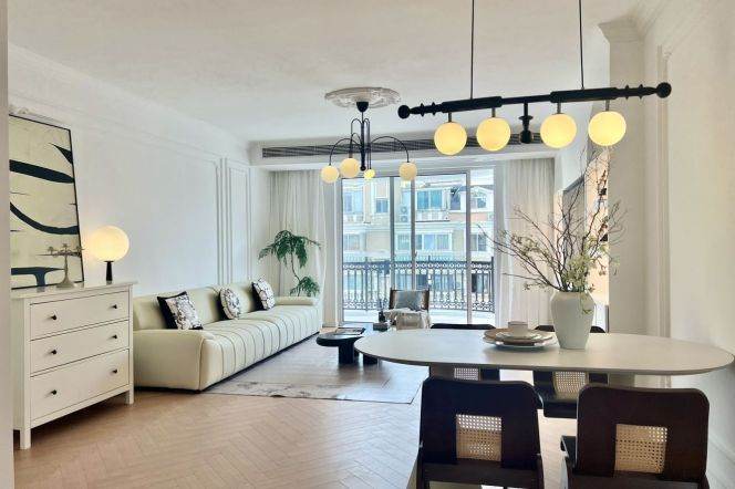 Suzhou River 2br