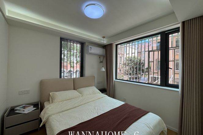 Only 9K+Spacious 1+1 Bdr 1Bath Apt+Large Kitchen+L2+3+4 Zhongshan Park+Large Storage