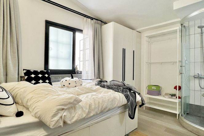 Cozy Lane House Studio near Jing’an Temple, close to SJTU