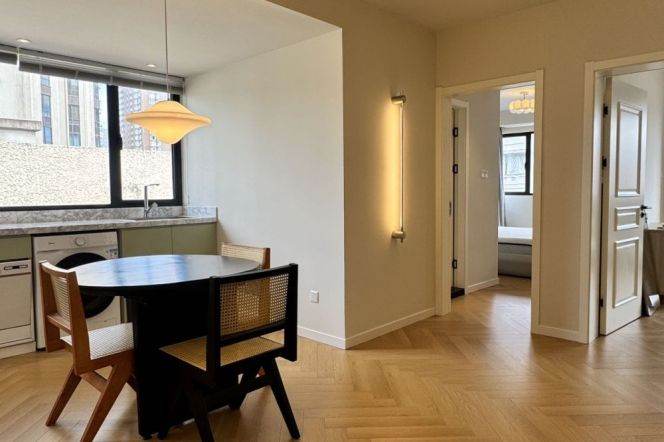 Spacious & Modern 3Br-2bathr,Balcony ,Wall heating | Jiaotong University metro L10/11