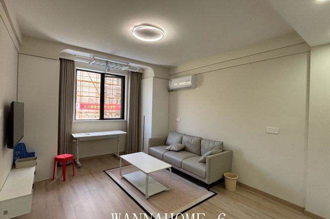 Only7.6K+Spacious&Modern 1Bdr Apt+Very Close toL3/4 W Yan An Rd+Dong Hua Uni.+Large Storage