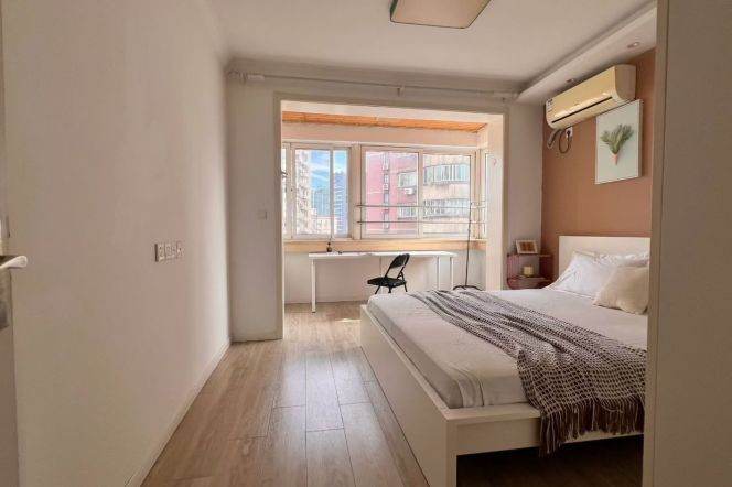 Economical 2bedrooms elevator apt with oven @Jiangning Rd 
