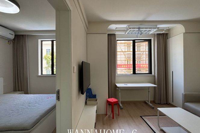 Only7.6K+Spacious&Modern 1Bdr Apt+Very Close toL3/4 W Yan An Rd+Dong Hua Uni.+Large Storage