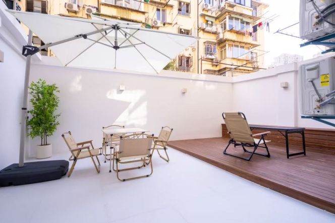 South Shanxi rd 1BR with garden