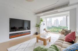 Suzhou creek 3  br Apt &big Windows &great view 18K