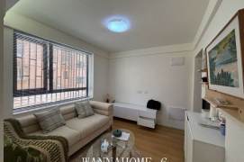 Only 9K+Spacious 1+1 Bdr 1Bath Apt+Large Kitchen+L2+3+4 Zhongshan Park+Large Storage