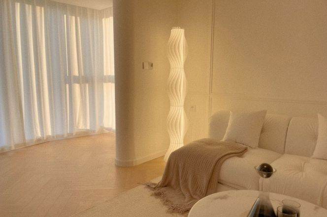 modern 2brs floor heating modern furniture beside Huang pu river line 9 