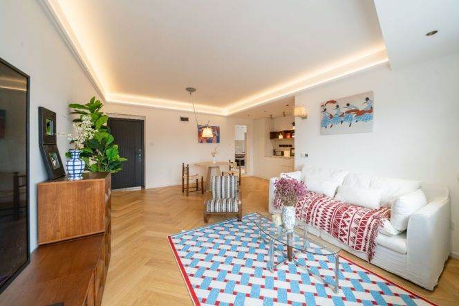 Brand New 2BR 2BA High-Floor w/Nice Views nr Jiaotong University Station