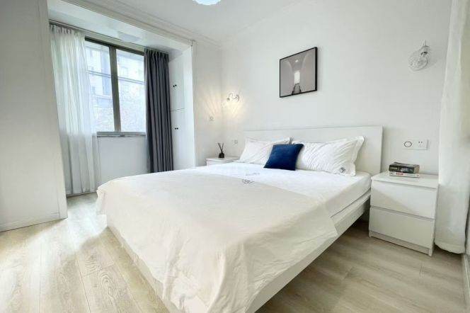 1 br near L2/L3/L4 zhongshan park station