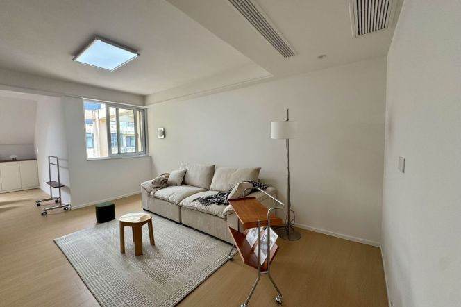 Nice 3br/2bt Elevator Apt in Yuyao Road