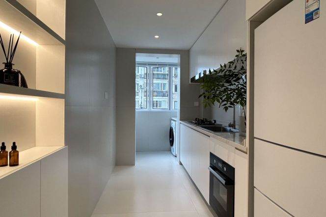 Modern&Spacious 2Br +elevator /Balcony/Wuning rd & Caoyang rd Metro L13&14