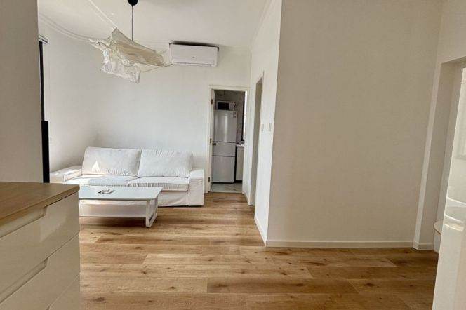 jiashan rd station one bedroom