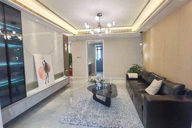 Elegant 3br,2bth,CA,Floor Heating,Built-in Oven,close to Mixc