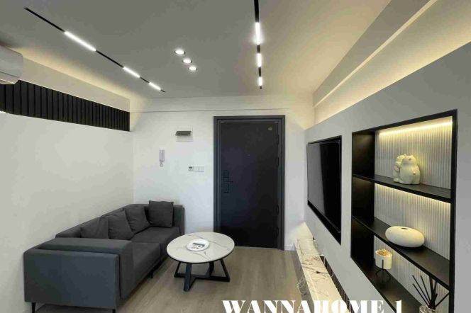 Stunning View+Modern&Really Bright 1Bdr 1Bath Apt+West Nanjing Rd+Nice Balcony+Great Compound