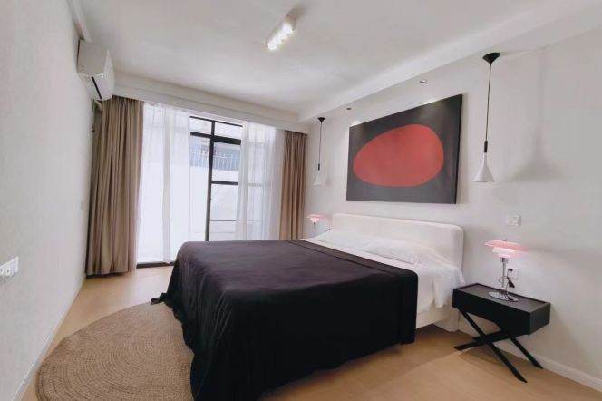 Damuqiao rd/modern 2br 2lr+big yard/Brand new/spacious&cozy,@L12/4