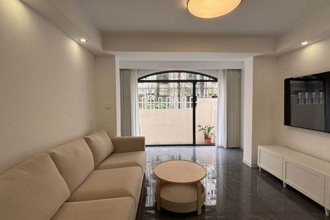 15K+Big Yard+Modern&Bright&Spacious 2Bdrs 1Bath Apt+Jing An Temple+L14 Wu Ding Rd+Floor Heating