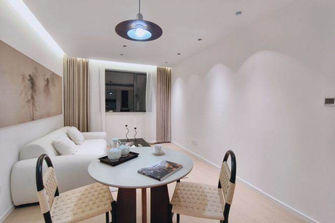 1BR Elevator Flat | North Caoxi Rd | 4 mins to Line1/4 Shanghai Indoor Stadium
