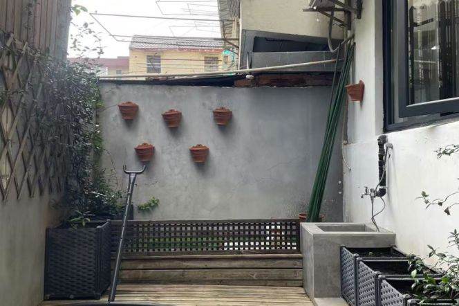 Bright&Spacious&Modern 2Brs 2Baths Apt+L2+11 Jiang Su Rd Metro+Good Layout+Large Terraces