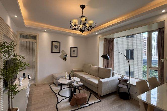 13.3K/Modern&Spacious1Bdr 1Bath Apt+L7Chang Ping Rd+Nice Compound+Large Balcony+Floor Heating