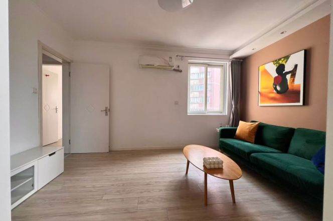 High floor/modern 2br 2lr/big living room/bright room,Jiangning rd@L13