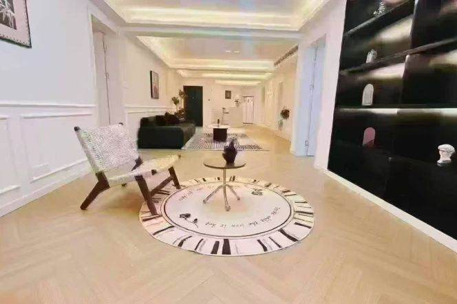 Jing'an 175 sqm 3 br chic Apt &floor heating &oven only 16K