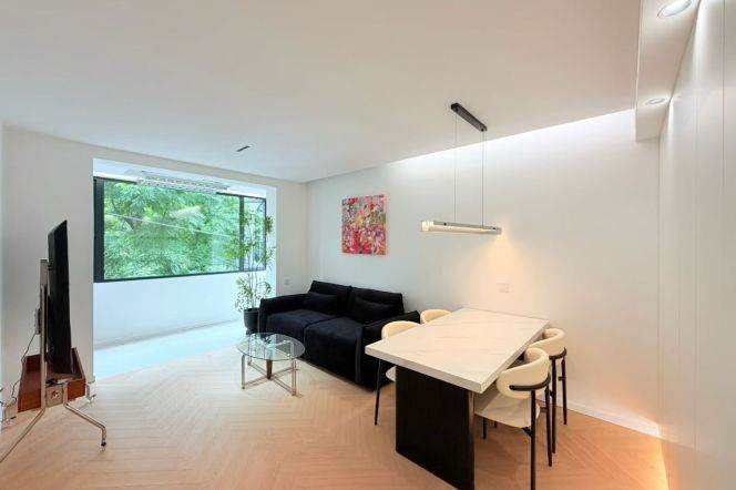 renovated 2beds - floor heating- Oven- Bright- Convenient Location-Yanping Road