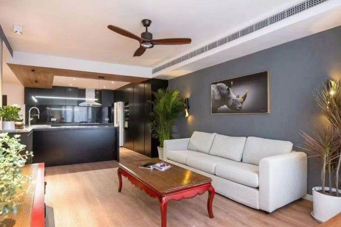  Modern & Bright 2-Bedroom Home with Complete Heating & High-end Kitchen 