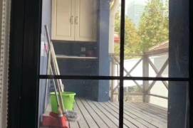 Nice terrace 2Brs/1Lr/1Bt apt nr South shanxi rd,M1/10/12