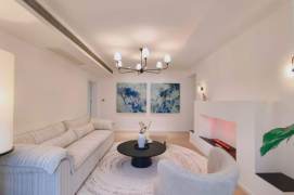Spacious 3br 2lr 2baths/brand furniture/elevator/bright room,Caoxi rd@L11/3
