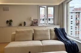 High End Compound/Big 2Br +big windows /Balcony/Caoyang rd metro L3/4/14