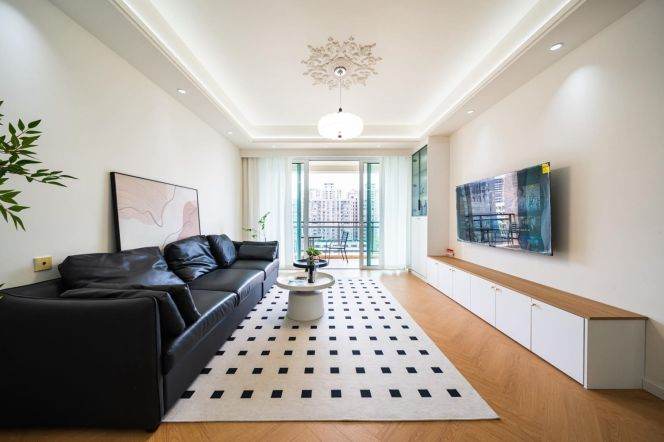 brand new 4brs floor heating open balcony in best compound Hongqiao su zhou river 37K