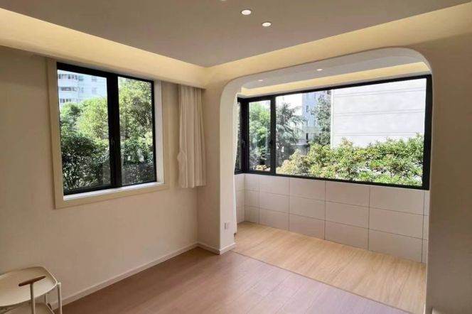  Quality 1br with floor heating nr Jiashan rd Line 9&12
