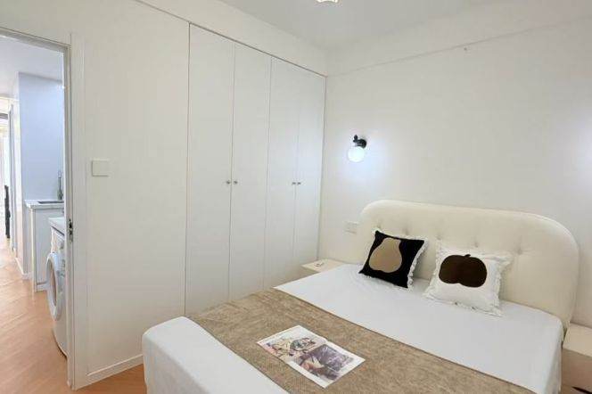 Caoyang rd 1BR with garden