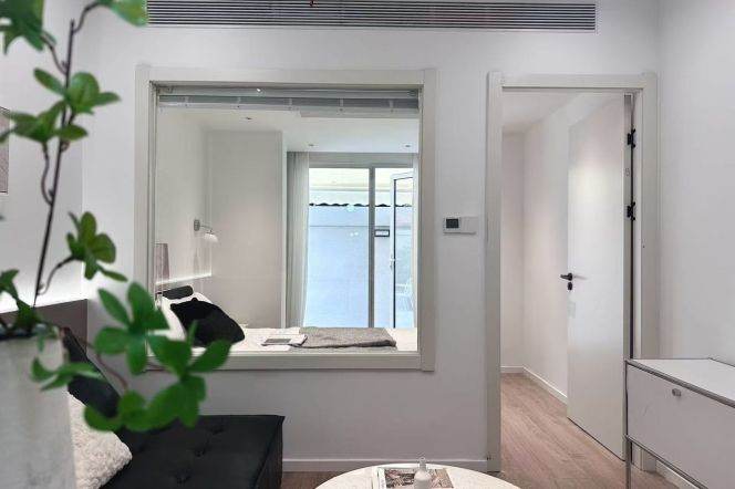 Zhongshan park 1BR apartment with garden