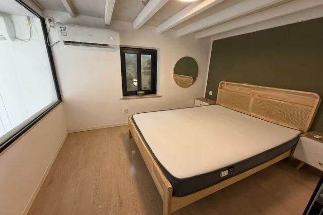 Shanghai Library 2+1BR with garden