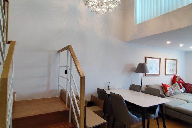 2br， new nice compound, next to subway &malls, key, 9.5k