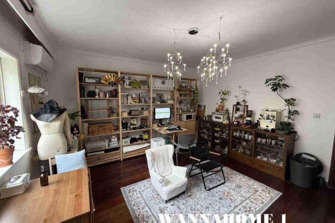 Large Terrace+Spacious&Bright Duplex Bright 2Brs 1Bath Apt+L1/7 Chang Shu Rd+3F Walk Up