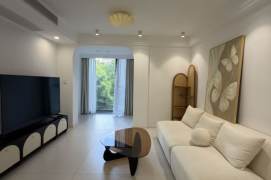  Spacious 1br with floor heating in Jing'an Line 7&14