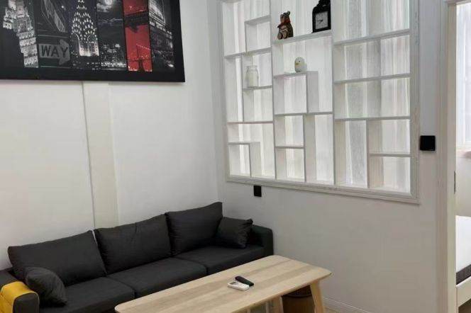 Bright 1Br w. Oven @W. Nanjing Rd Station
