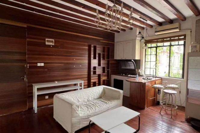  Nice 1BR Old house nr IAPM Shanxi(s) Rd 6.3k
