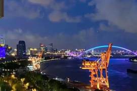 modern big 3brs floor heating nice river view beside Huang pu river line 7 and 12 